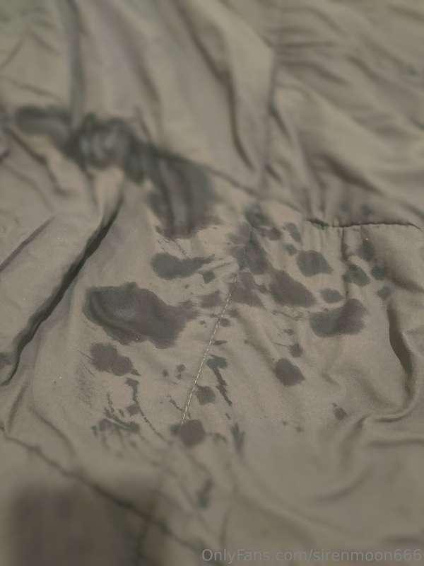 The aftermath of my new squirting video. You know you want t..