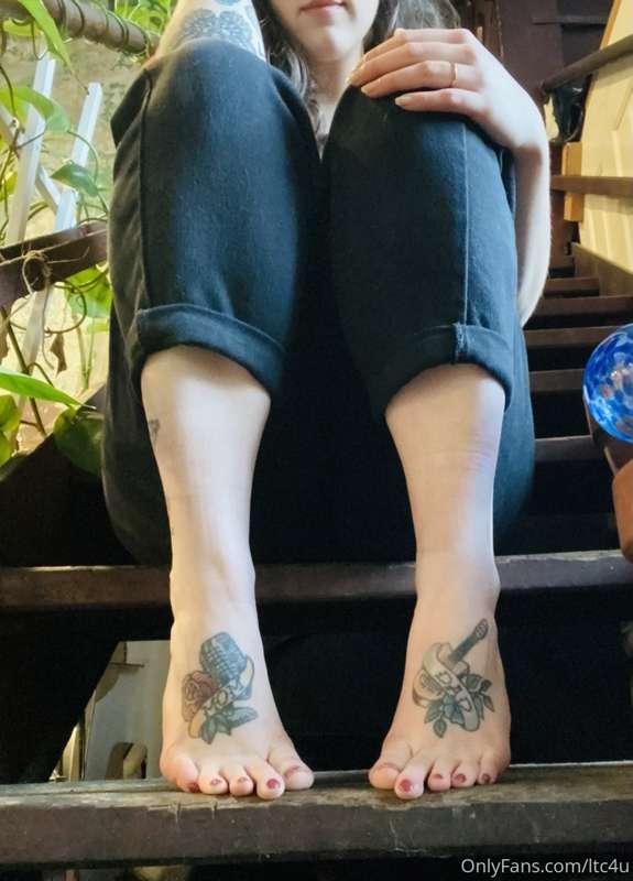 Who has missed these toes? 🌿