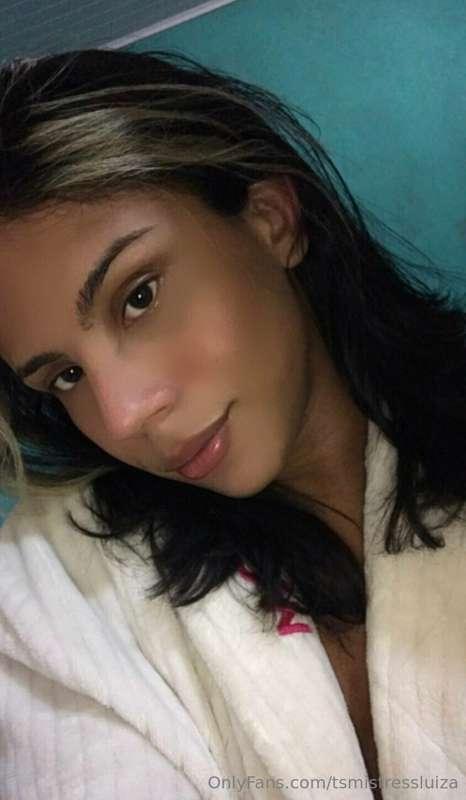 @layanesantos @layanesantos @layanesantos Join her page and ..