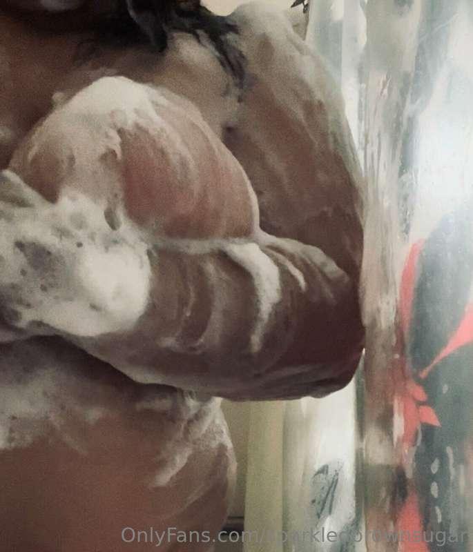 Sudsy Sunday🧼🫧