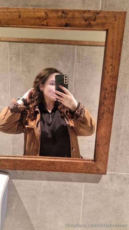 (SFW post) Been to york today 😍 one of my favourite cities i..