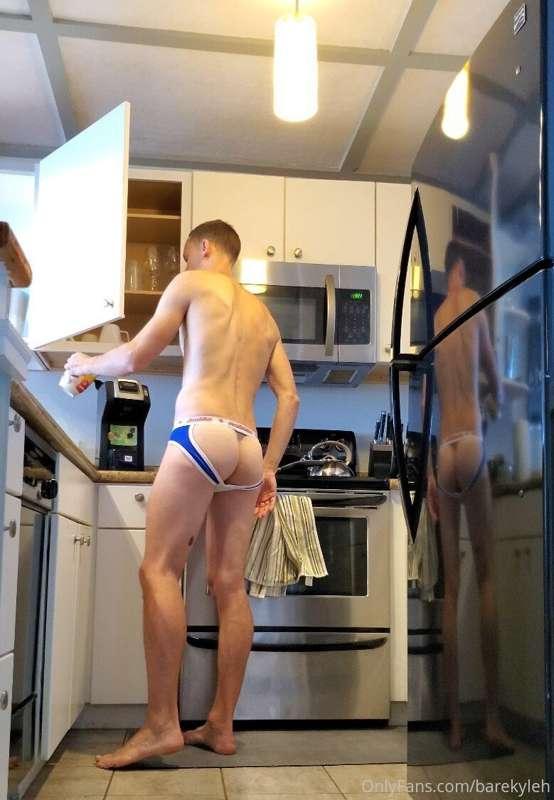 POV you cum in my hole and then I make you coffee
I like to ..