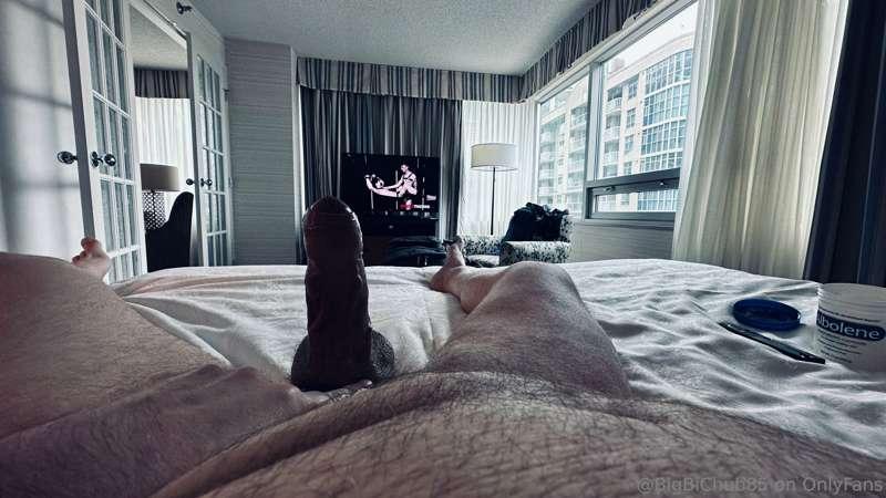 Laying around in a Toronto hotel gooning my fat alpha cock t..