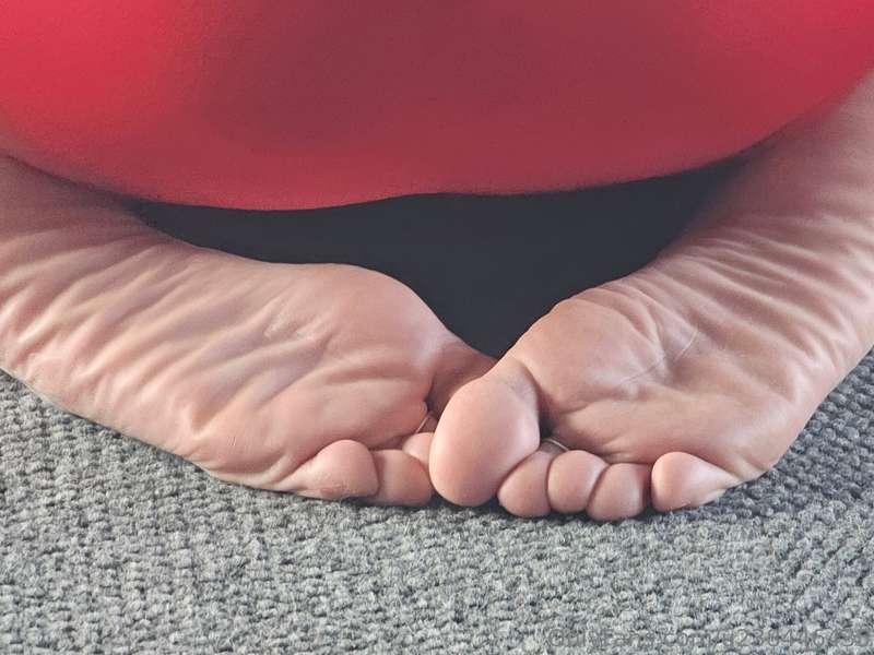 Yoga feet!