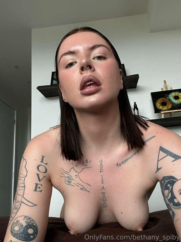 100 LIKES & $25 IN TIPS & I’LL POST MY NEXT EROTIC VID😍🫦