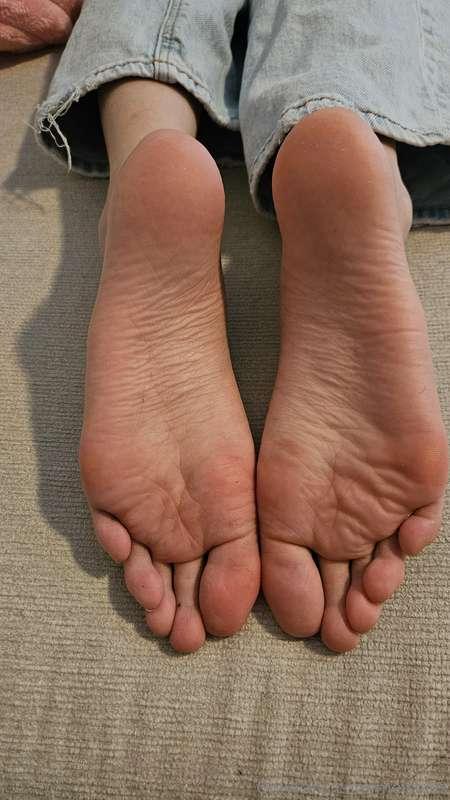 who's cleaning my soles?
