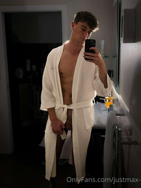 swipe to take the robe off 😉