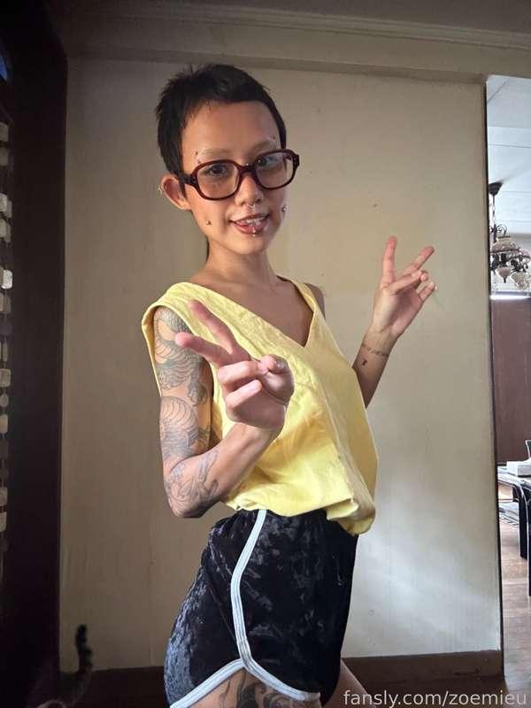 zoemieu image #0
