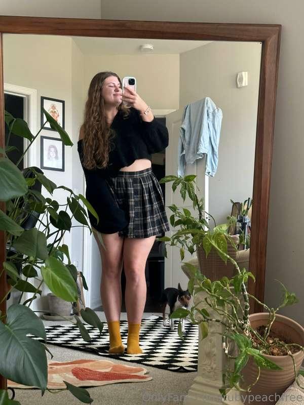 Sweaters and skirts 🤍🥰