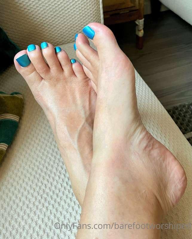 I love lazy Mondays. Want to join me? 😋🔥💋
