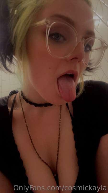 Emo slut at emo night 🖤