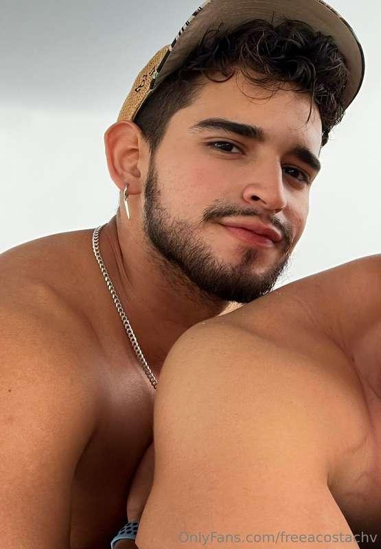Want to keep this heat coming? Tip me 🔥🍆