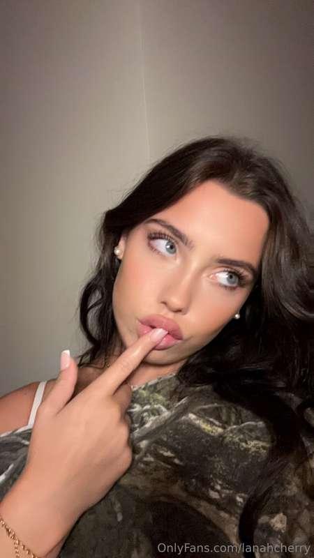 Up for a cum session?🥵