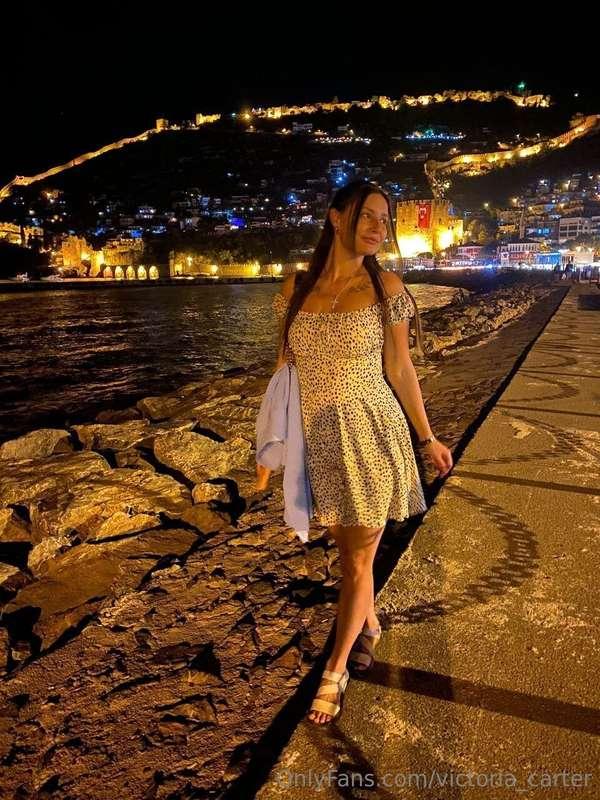 I am so looking forward to summer, I look at this picture an..