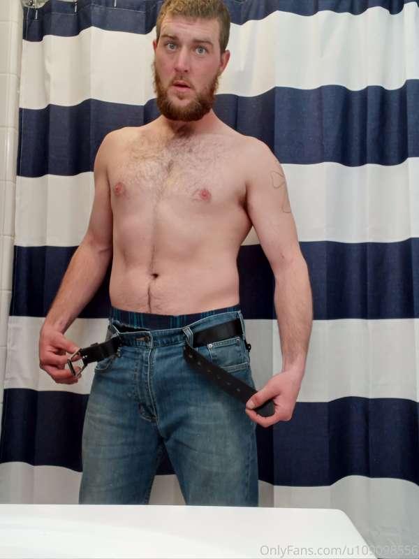 bigwhitedick69 image #0