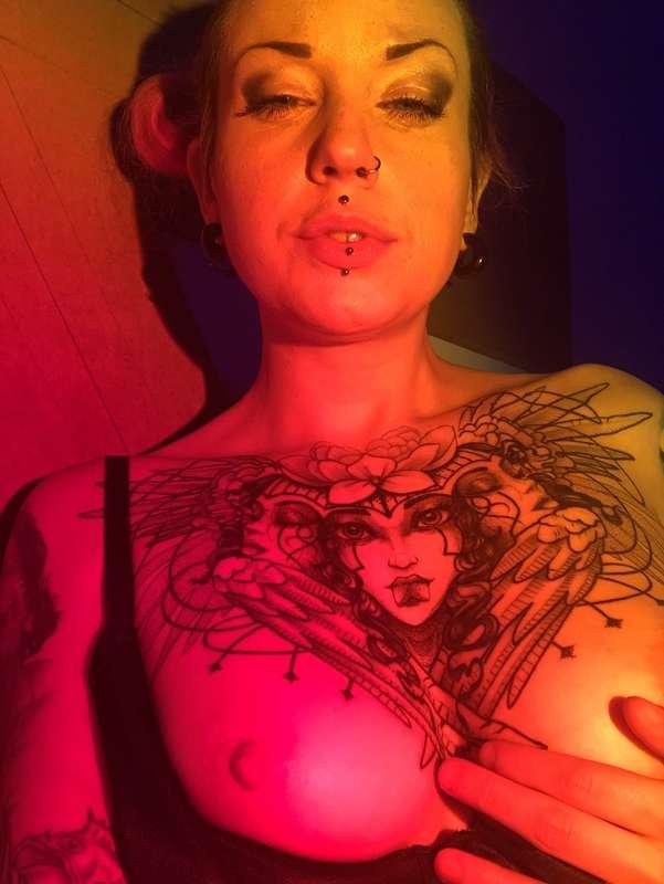 ladylazarus image #10