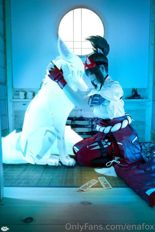 Let the kitsune guide you! 🩵🦊✨️

I am just so proud of this ..