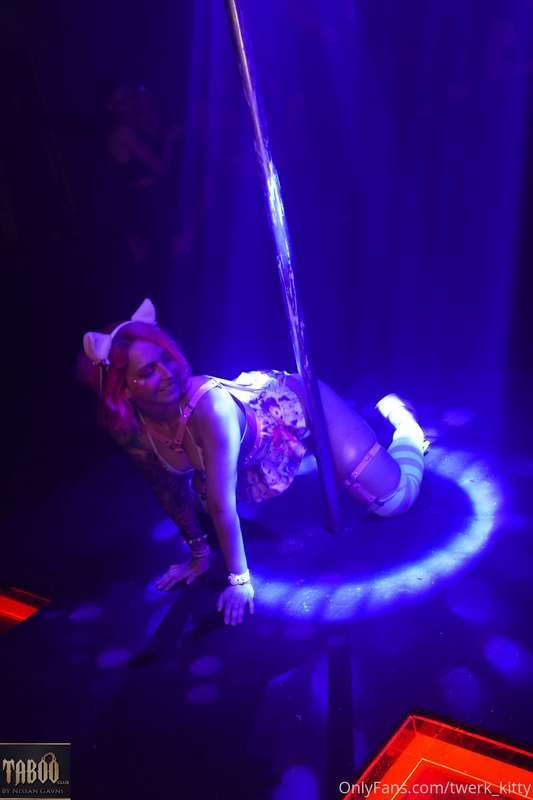 i can make you feel in hell cuz im so hot🥵💦