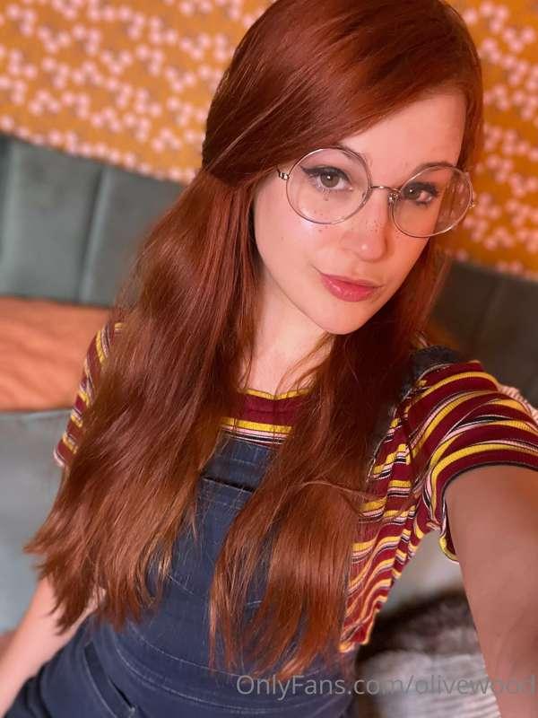 Absolutely dying of stage fright but I’m live online!