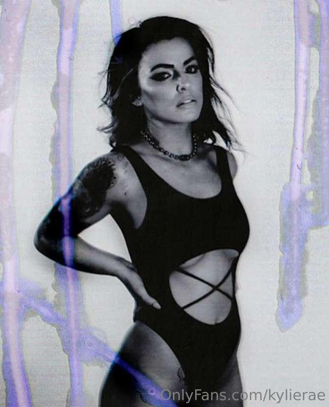 In my hot girl shit era 😈