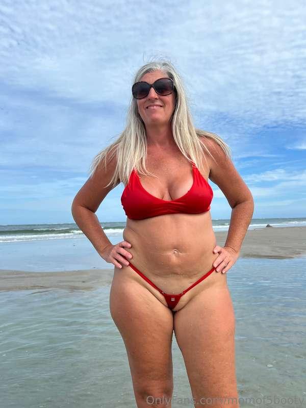momof5booty image #10