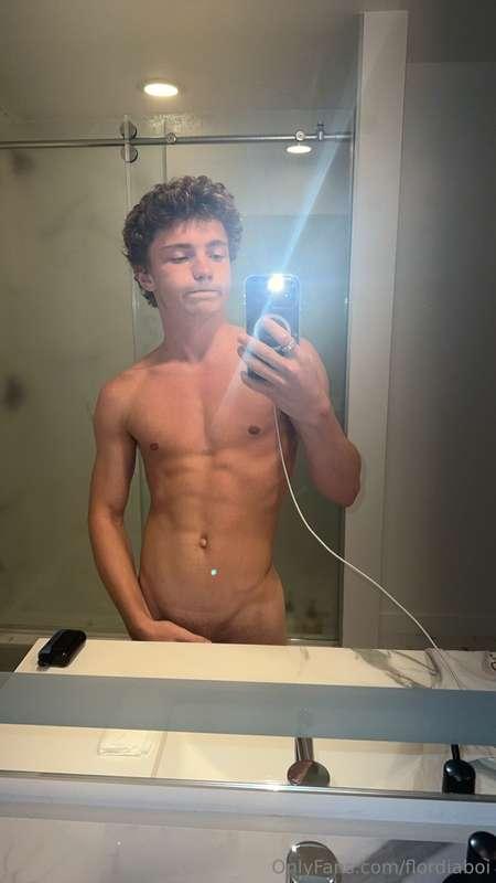 Hope you like :) hmu in messages ill be active for a lil whi..