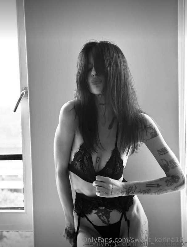 𝗙𝗥𝗘𝗘 𝗢𝗡𝗟𝗬 𝗡𝗢𝗪😛 @mianextdooor 😛 She wants to get fucked hard,..
