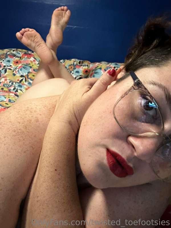 👄