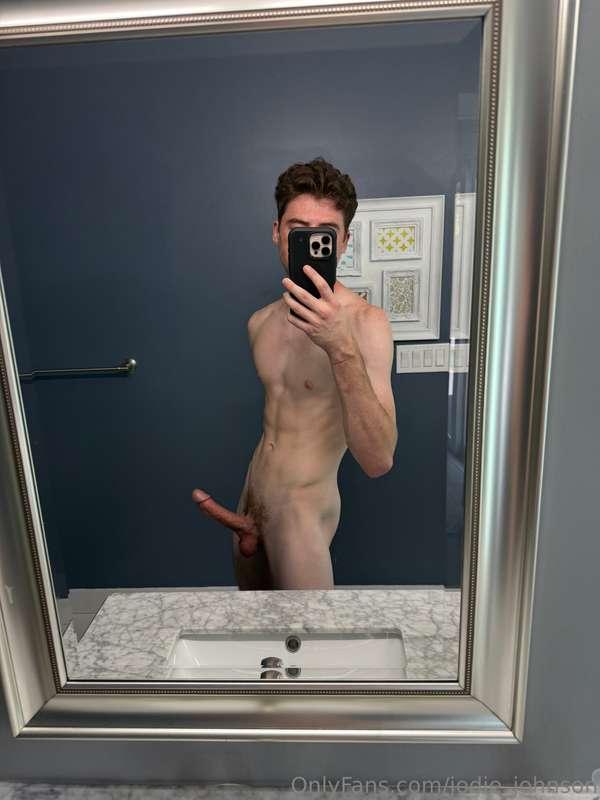 mirror mirror ;)