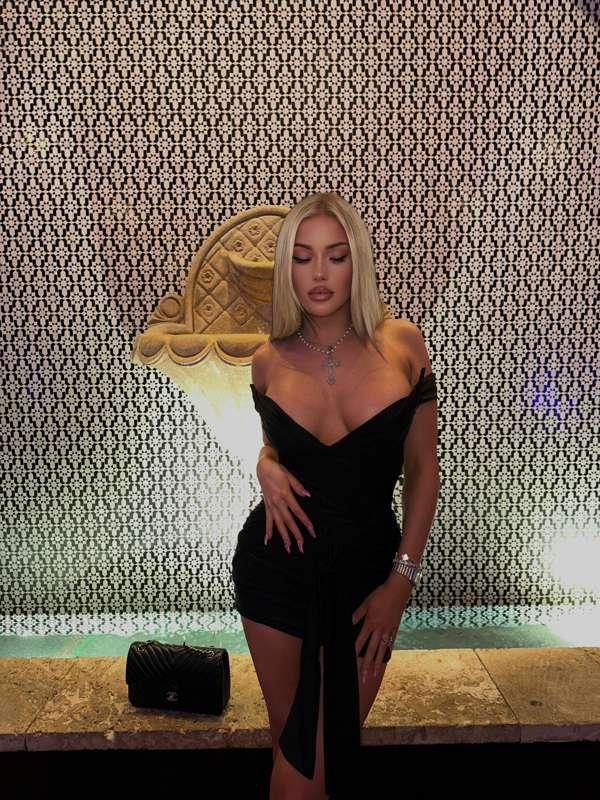 How I’m pulling up for date night😉🫦