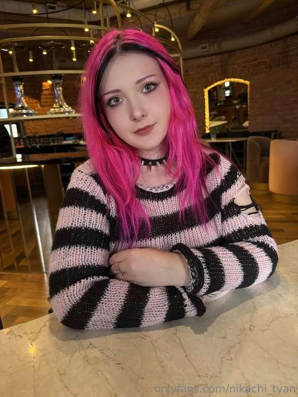 What do you need to keep warm in the spring? 👉👈