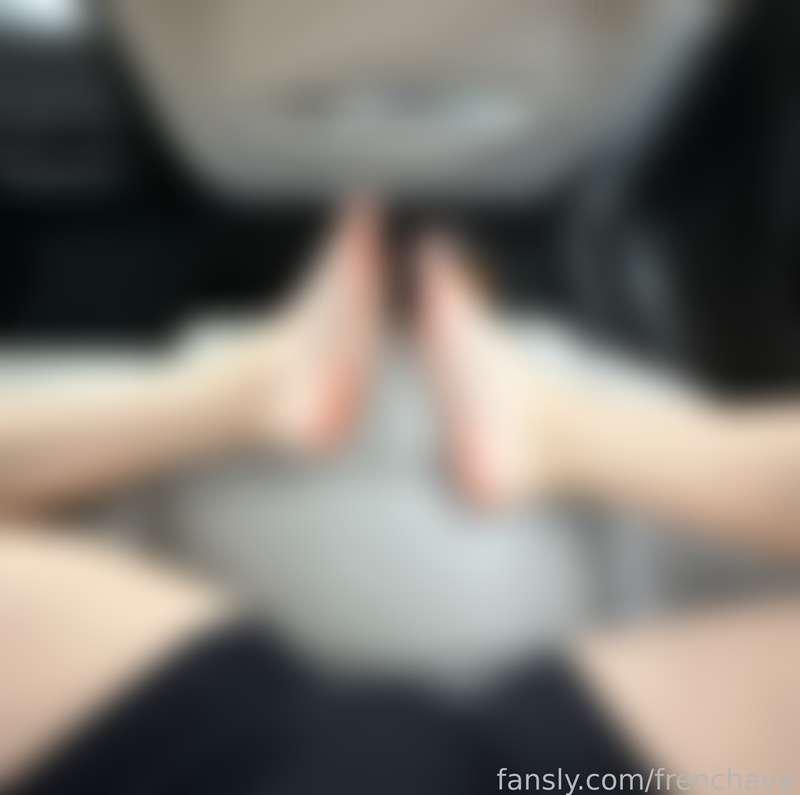 frenchava image #5