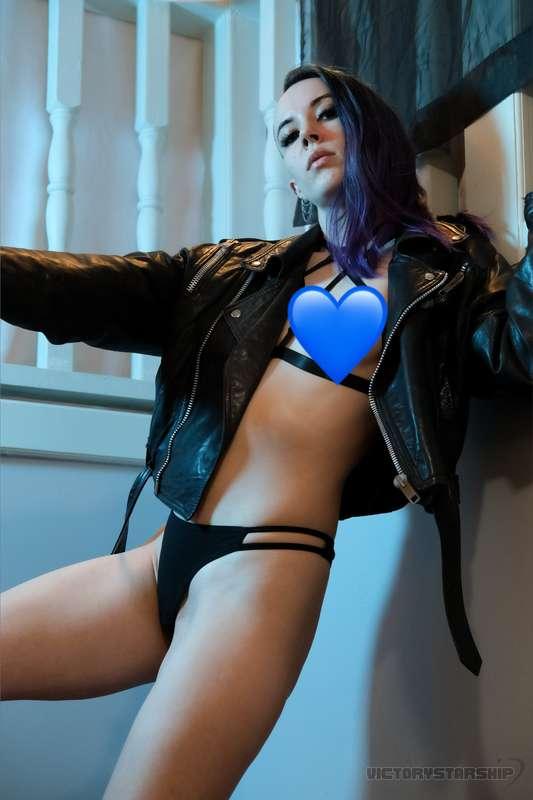 Love this jacket :D[Unlock for 3 uncensored sexy pics]