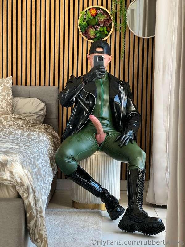 rubbertwinks image #0