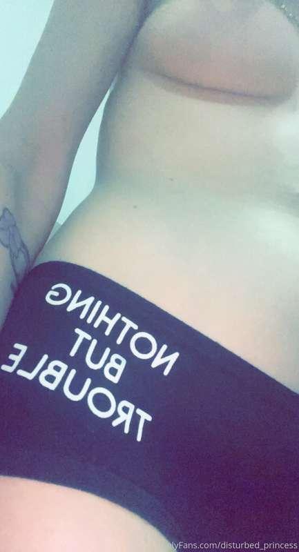 loving this angle.😘🥰🤤🖤💜 #underboob