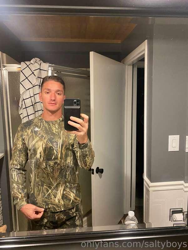 Aimed a little high jerkin off before my hunt… took one to t..