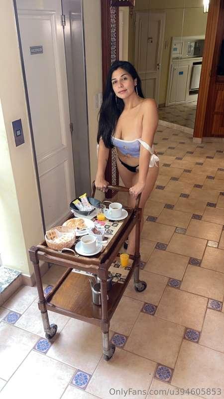 Shall we have breakfast together baby? 😏😘