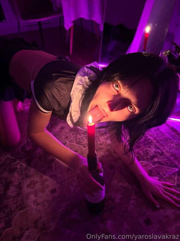 Do you dare come closer, or are you already melting? 🎀