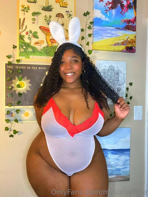 Any one in need of a chubby girlfriend 💖💕 make sure you like..