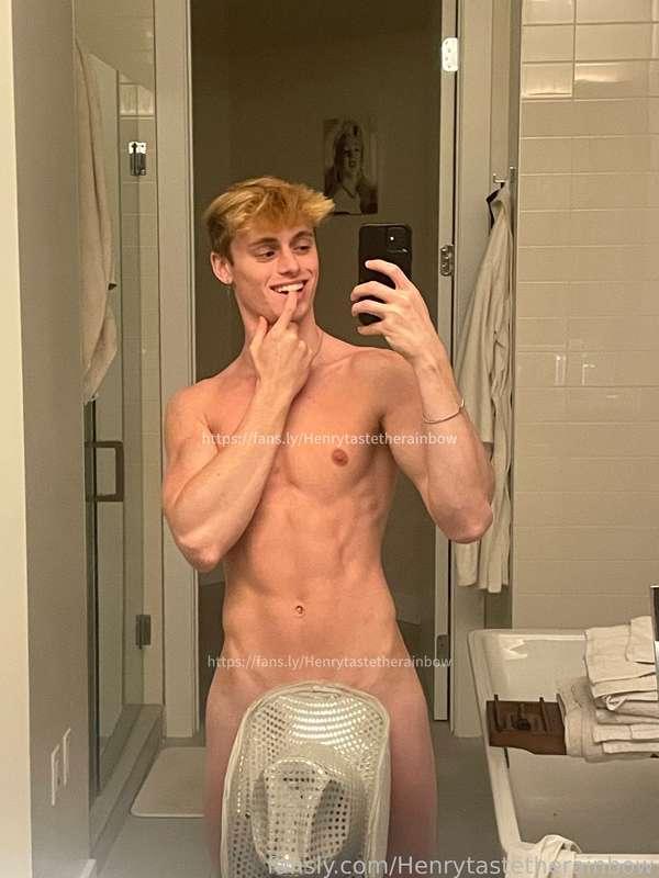 henrytastetherainbow image #2