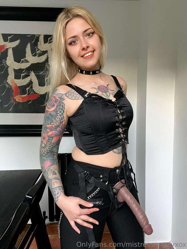 Strapons look good over jeans