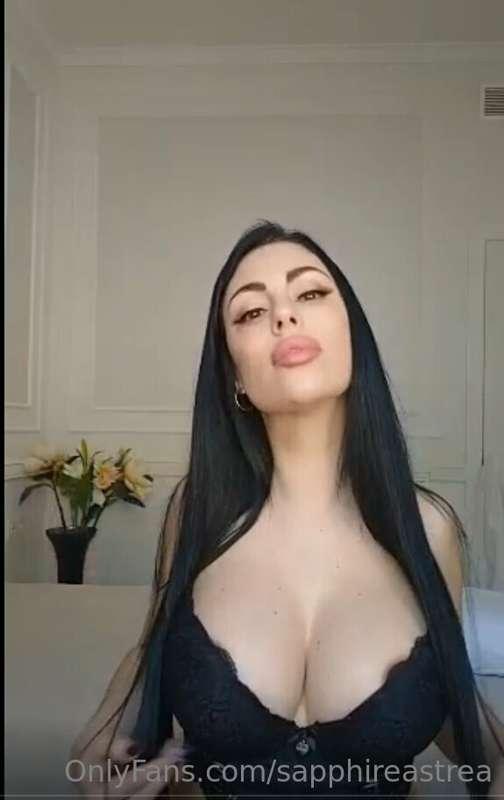 DISPUESTA A COSAS NUEVAS EN EL dm 🔥🔥💕 