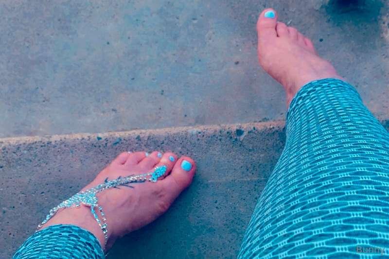 Fresh pedi 🦋