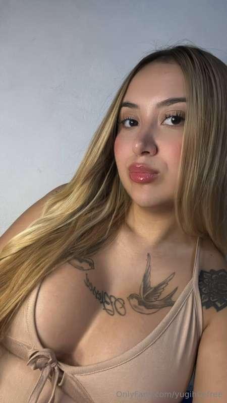 Your big ass blonde is here 😈I adapt to all kinds of crazy f..