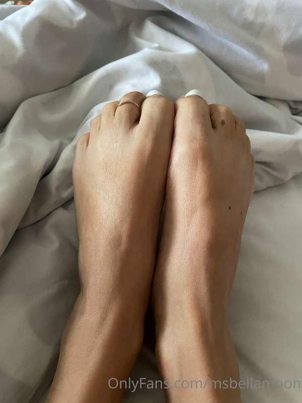 msbellamoon image #0