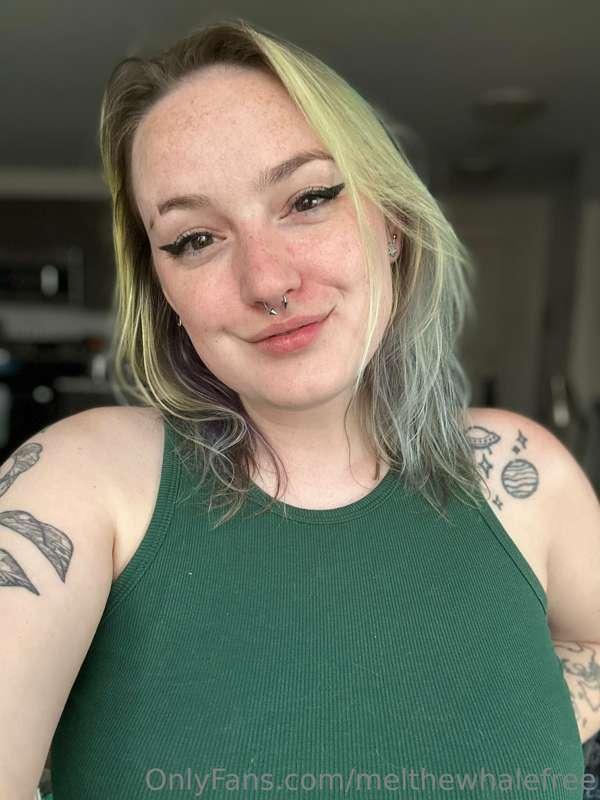 Howdy 🤠 my main onlyfans @melthewhale is 40% off right now! ..