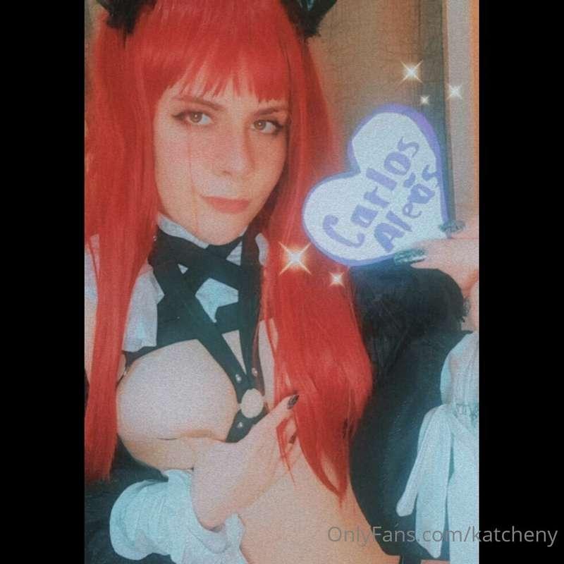 Erozings que hice para mis bebes ♡ 

Si quieres uno puedes a..