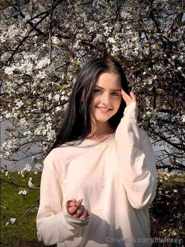 *LIVE SEXTING* Cutie 😇 @tatashyvip 🟢ONLINE NOW🟢 You won't re..