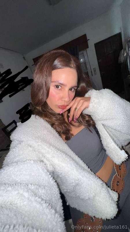 Hello❤️ I d you are well. I am a very hot Latina half 🇦🇷 and..