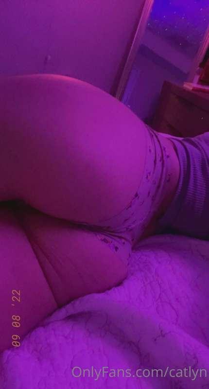 made an ass vid and it made me so hornyyyy